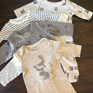 Baby GAP Gray and Cream baby bundle 4 pieces